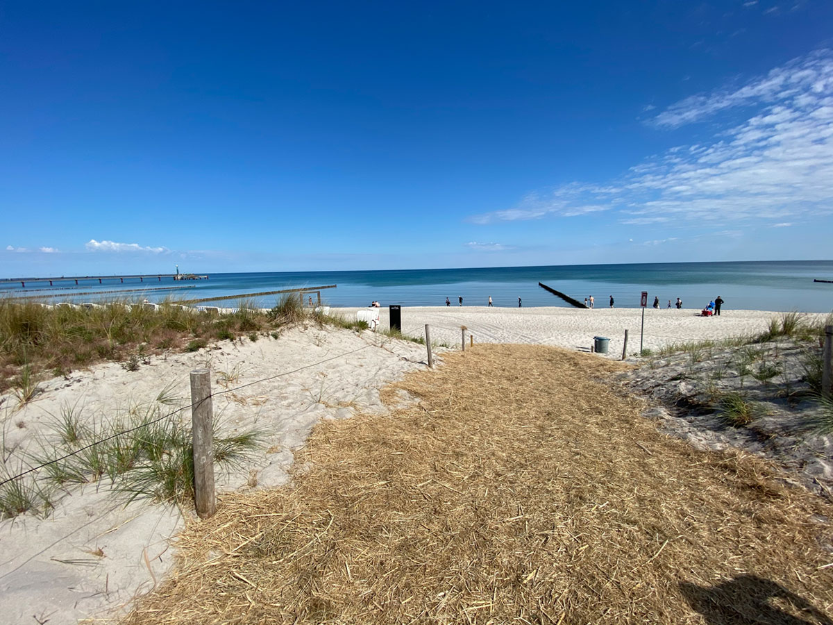 Der Weg zum Strand